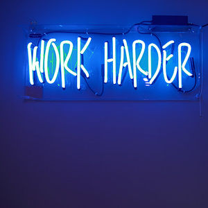 Meet your Posher, Leslie